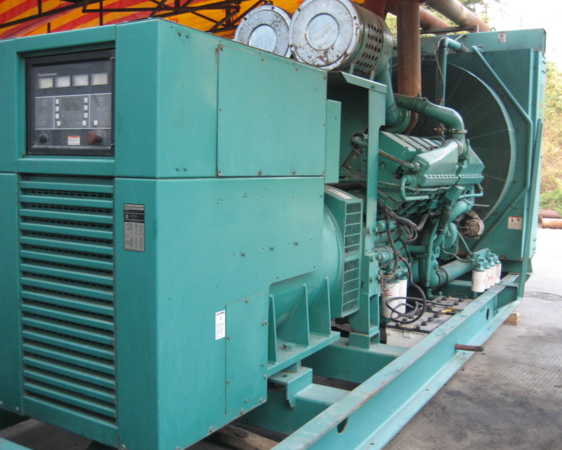 二手康明斯K３８發電機組880KW.jpg